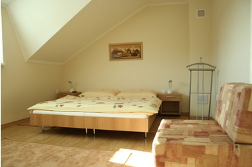 Słowacja Privát Poruba, Zewnątrz